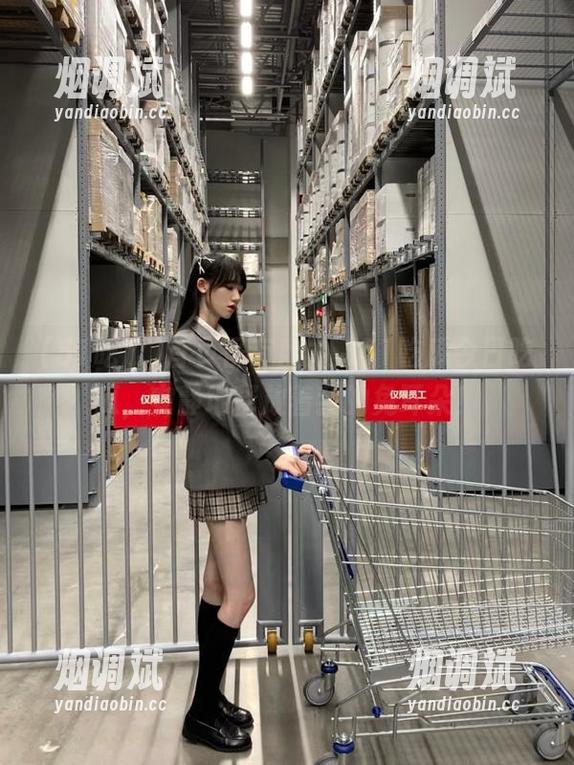 首页怪有魔力，51吃瓜今日吃瓜，安静地释放着我的兔耳朵！