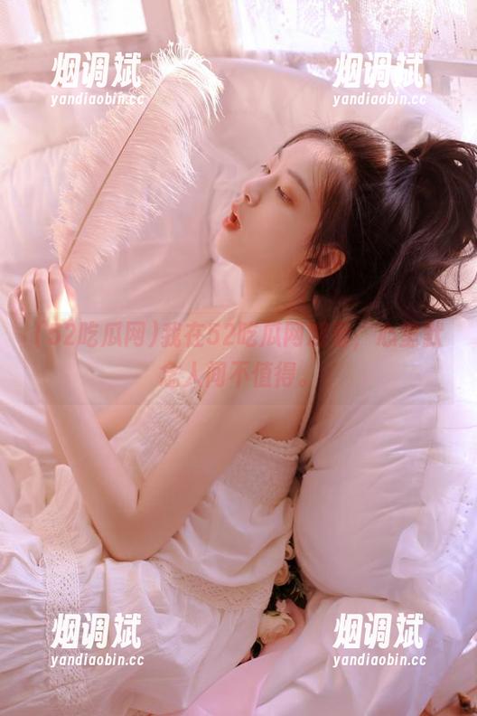 52吃瓜网 我在52吃瓜网观看,心里默念人间不值得。