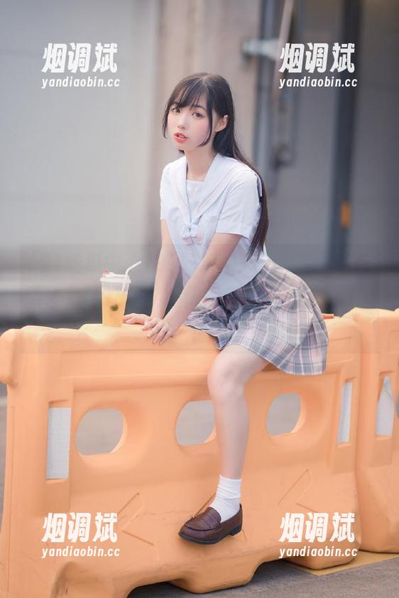 91吃瓜中心，越唱越想吃瓜，免费的KTV都快形成“王者瓜联盟”！