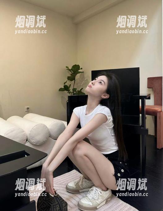 91吃瓜中心 唱着唱着我就失控了,91吃瓜中心的KTV瓜必收藏!