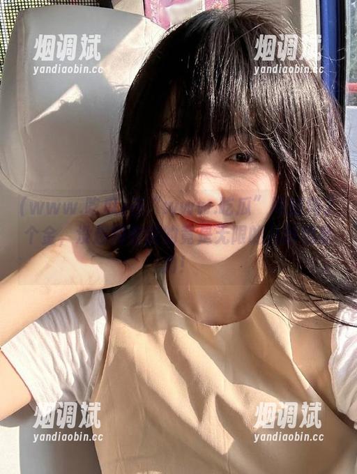 在“www.吃瓜”网站淘了个金，没想到收获的竟是无限的八卦想象力！