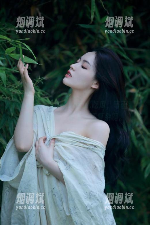 www.吃瓜 登录www.吃瓜,等著看那些撕逼现场,真是心情复杂啊。