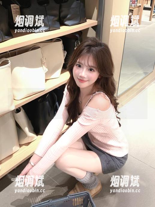 下载五一吃瓜，看今天的热门蛛丝马迹，快来关键词拼盘！