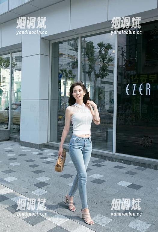 进驻五一吃瓜群众网官网，下载好福利，瓜的海洋无限大！
