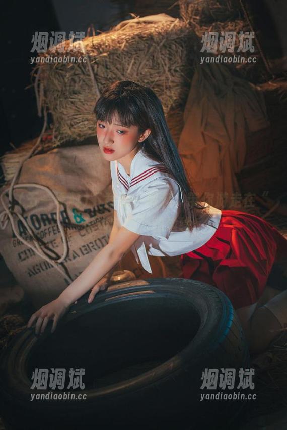 下载五一黑料，带你游走在“花边新闻”的边缘！