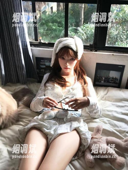 一个永远想吃瓜的灵魂，每天在全网吃瓜上寻求慰藉。