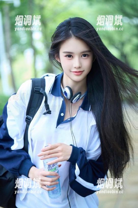当资源和八卦相遇，吃瓜17cgcg的故事越来越离谱！