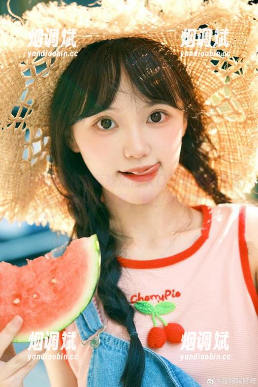 吃瓜网 在最新吃瓜网入口等着你的是无数的吃瓜小惊喜,瞧!快冲鸭!
