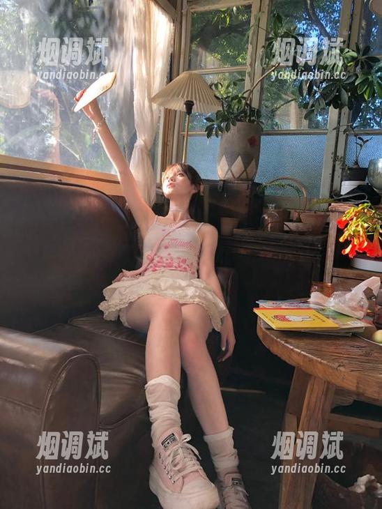 吾爱吃瓜 吾爱吃瓜!不小心把回家的路当成了“评瓜”现场,收藏了不少奇葩路人