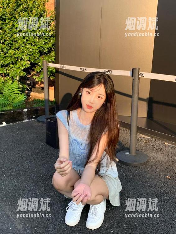 在“第一黑料影后”的传送门里，暗流涌动的戏码一幕幕上演。