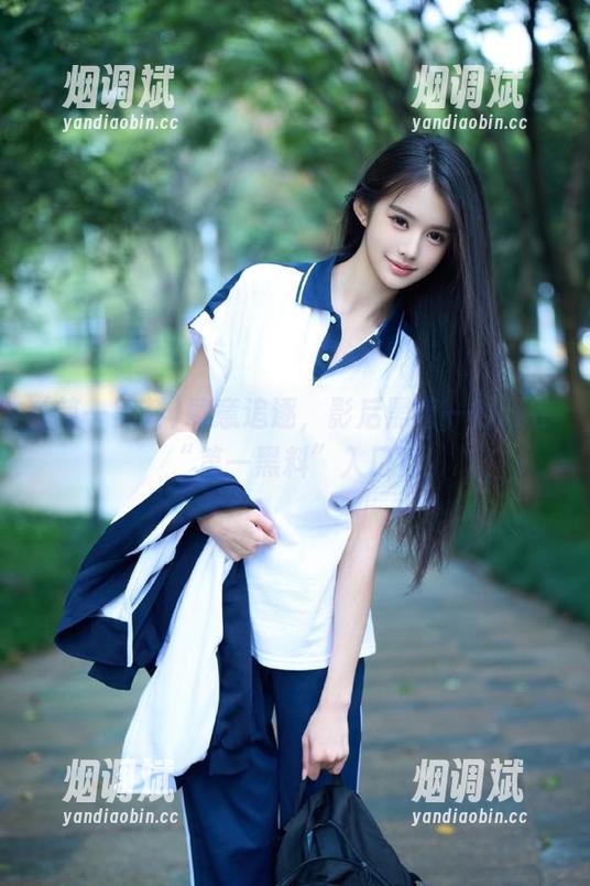 第一黑料 肆意追逐,影后黑暗一面藏在“第一黑料”入口后