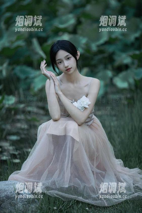 网曝吃瓜 一不小心点开了“网曝吃瓜”入口,炸裂的八卦让人欲罢不能