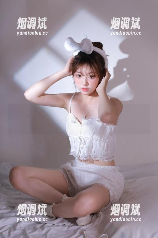 直达黑料吃瓜网app，上面的人都好奇怪啊…