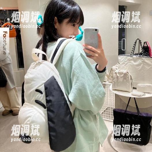 黑料吃瓜网页版 竟然在观看蜜桃视频时,一不小心踩进了黑料吃瓜网页版的坑,啧,真香。