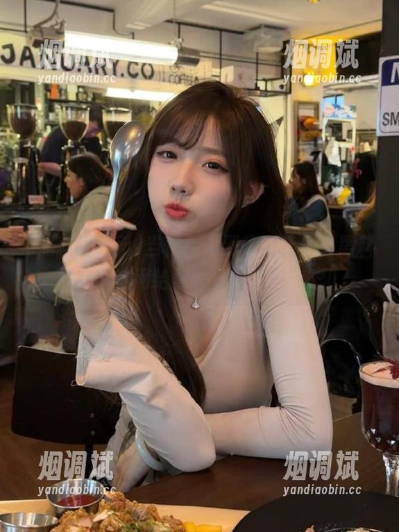 当你无聊到想看什么，黑料研究所官网给你一口“好料”吧！