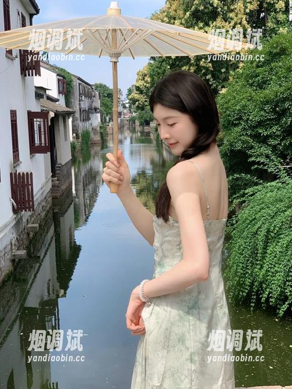 飞跃八卦新线路，黑料网站揭穿抖音网红的内幕！